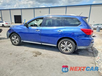 Drugie zdjęcie samochodu z przodu: 2017 NISSAN PATHFINDER S VIN:5N1DR2MM7HC631656 - miniatura
