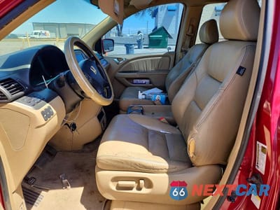 Zdjęcie 7 z 13 samochodu: 2006 HONDA ODYSSEY TOURING VIN:5FNRL38856B063096 - miniatura