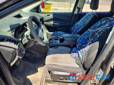 Zdjęcie 7 z 13 samochodu: 2018 FORD ESCAPE SE VIN:1FMCU9GD1JUB59369 - miniatura