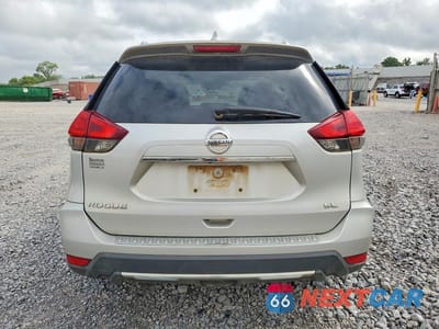 Zdjęcie 6 z 13 samochodu: 2017 NISSAN ROGUE SL VIN:5N1AT2MT8HC761974 - miniatura