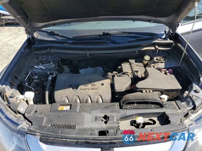 Zdjęcie 12 z 13 samochodu: 2018 MITSUBISHI OUTLANDER SE VIN:JA4AD3A3XJJ001780 - miniatura