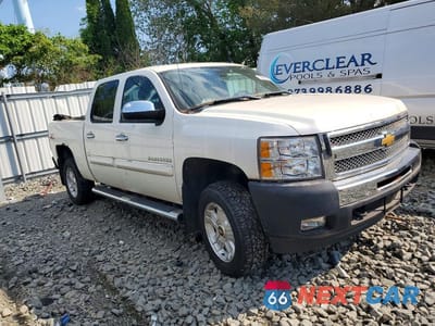 Czwarte zdjęcie samochodu z boku: 2012 CHEVROLET SILVERADO K1500 LT VIN:3GCPKSE74CG159713 - miniatura