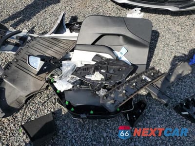 Zdjęcie 13 z 14 samochodu: 2022 TESLA MODEL Y VIN:7SAYGDEF0NF517779 - miniatura