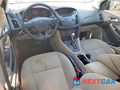 Zdjęcie 8 z 12 samochodu: 2016 FORD FOCUS SE VIN:1FADP3K25GL236896 - miniatura