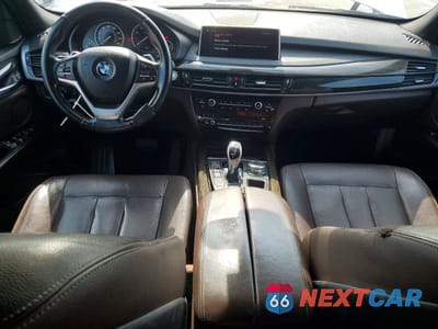 Zdjęcie 8 z 13 samochodu: 2018 BMW X5 SDRIVE35I VIN:5UXKR2C58J0Z20976 - miniatura
