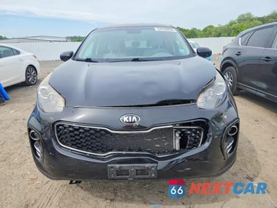 Piąte zdjęcie samochodu w środku: 2018 KIA SPORTAGE LX VIN:KNDPMCAC2J7365964 - miniatura