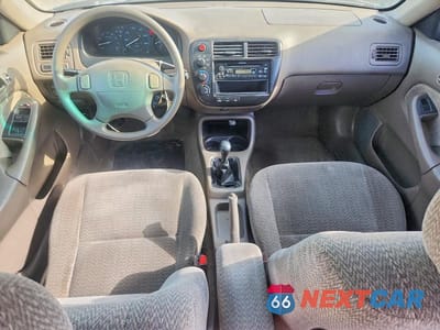 Zdjęcie 8 z 13 samochodu: 2000 HONDA CIVIC EX VIN:2HGEJ854XYH562171 - miniatura