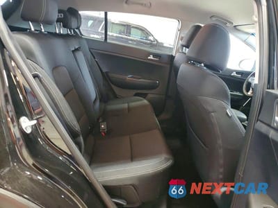 Zdjęcie 10 z 12 samochodu: 2017 KIA SPORTAGE LX VIN:KNDPMCAC3H7207014 - miniatura
