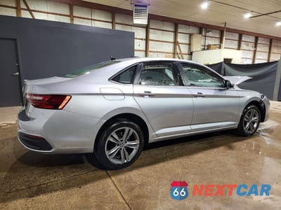 Trzecie zdjęcie samochodu z tyłu: 2024 VOLKSWAGEN JETTA SE VIN:3VWEM7BU5RM055411 - miniatura