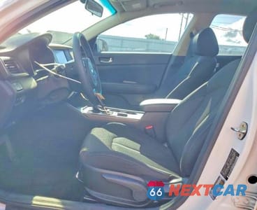 Zdjęcie 7 z 12 samochodu: 2018 KIA OPTIMA LX VIN:5XXGT4L36JG268621 - miniatura