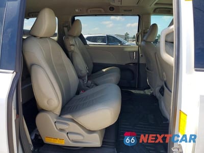 Zdjęcie 11 z 14 samochodu: 2014 TOYOTA SIENNA XLE 8-PASSENGER VIN:5TDYK3DC6ES437458 - miniatura