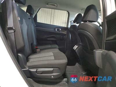 Zdjęcie 11 z 14 samochodu: 2025 KIA SORENTO LX VIN:5XYRG4JC6SG333948 - miniatura