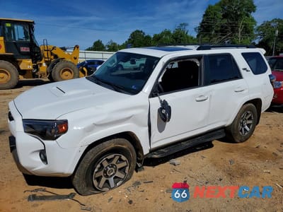 2024 TOYOTA 4RUNNER TRD OFF-ROAD PREMIUM JTERU5JR1R6222851 - główne zdjęcie licytacji z USA - miniatura