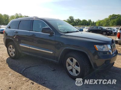 Czwarte zdjęcie samochodu z boku: 2011 JEEP GRAND CHEROKEE LAREDO VIN:1J4RR4GG0BC590641 - miniatura