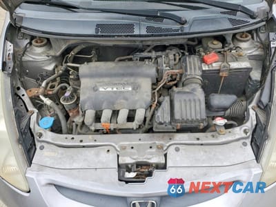 Zdjęcie 11 z 12 samochodu: 2007 HONDA FIT S VIN:JHMGD38677S028839 - miniatura