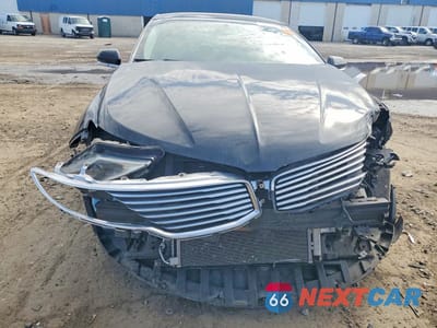 Piąte zdjęcie samochodu w środku: 2013 LINCOLN MKZ VIN:3LN6L2JK2DR804072 - miniatura