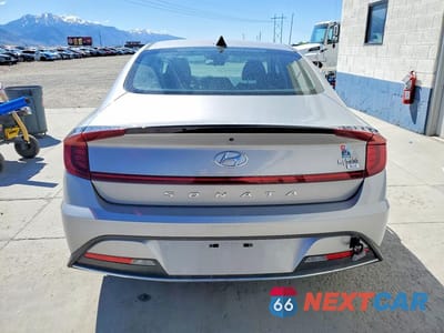 Zdjęcie 6 z 12 samochodu: 2023 HYUNDAI SONATA HYBRID BLUE VIN:KMHL24JJXPA078100 - miniatura