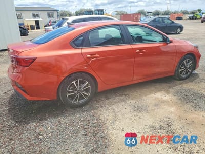 Trzecie zdjęcie samochodu z tyłu: 2024 KIA FORTE LXS VIN:3KPF24AD6RE695084 - miniatura
