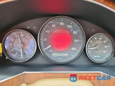 Zdjęcie 9 z 12 samochodu: 2008 MERCEDES-BENZ CLS 550 VIN:WDDDJ72X68A135898 - miniatura