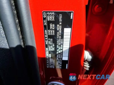Zdjęcie 12 z 12 samochodu: 2022 VOLVO XC40 T5 R-DESIGN VIN:YV4162UM0N2724579 - miniatura
