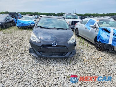 Piąte zdjęcie samochodu w środku: 2016 TOYOTA PRIUS C TWO VIN:JTDKDTB36G1120881 - miniatura