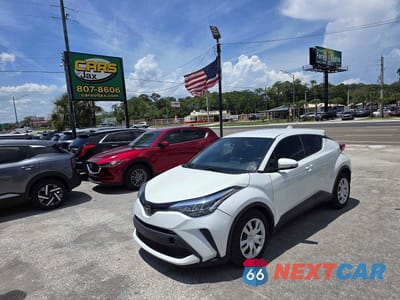 Drugie zdjęcie samochodu z przodu: 2021 TOYOTA C-HR LE VIN:NMTKHMBXXMR130551 - miniatura