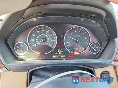 Zdjęcie 9 z 12 samochodu: 2014 BMW 335 I VIN:WBA3A9C54EF477960 - miniatura