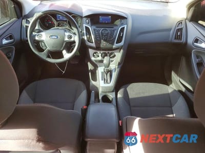 Zdjęcie 8 z 12 samochodu: 2014 FORD FOCUS SE VIN:1FADP3F2XEL399065 - miniatura