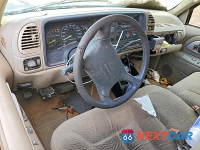 Zdjęcie 8 z 12 samochodu: 1996 CHEVROLET GMT-400 C1500 VIN:2GCEC19RXT1129764 - miniatura