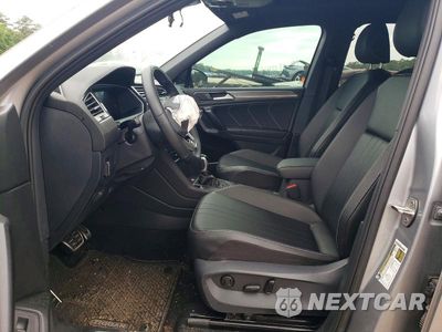 Zdjęcie 7 z 14 samochodu: 2024 VOLKSWAGEN TIGUAN SE R-LINE BLACK VIN:3VVCB7AX2RM107056 - miniatura