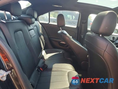 Zdjęcie 10 z 12 samochodu: 2019 MERCEDES-BENZ A 220 4MATIC VIN:WDD3G4FB4KW018130 - miniatura