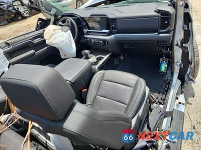 Zdjęcie 8 z 12 samochodu: 2026 CHEVROLET SILVERADO K1500 LTZ VIN:2GCUKGED5T1110289 - miniatura