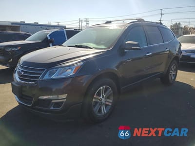 2015 CHEVROLET TRAVERSE LT 1GNKRHKD1FJ352091 - główne zdjęcie licytacji z USA - miniatura