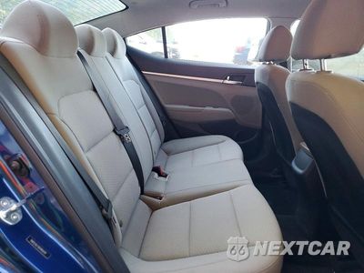 Zdjęcie 10 z 12 samochodu: 2019 HYUNDAI ELANTRA SE VIN:5NPD74LF5KH496939 - miniatura