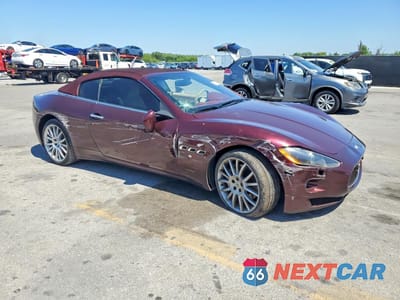 Czwarte zdjęcie samochodu z boku: 2010 MASERATI GRANTURISMO VIN:ZAM45KMA5A0052965 - miniatura