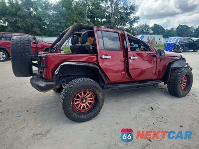 Trzecie zdjęcie samochodu z tyłu: 2011 JEEP WRANGLER UNLIMITED SPORT VIN:1J4BA3H1XBL586545 - miniatura
