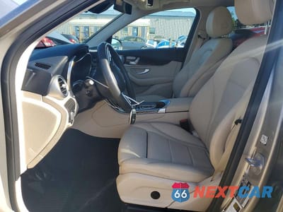 Zdjęcie 7 z 13 samochodu: 2021 MERCEDES-BENZ GLC 300 4MATIC VIN:W1N0G8EB6MF894425 - miniatura