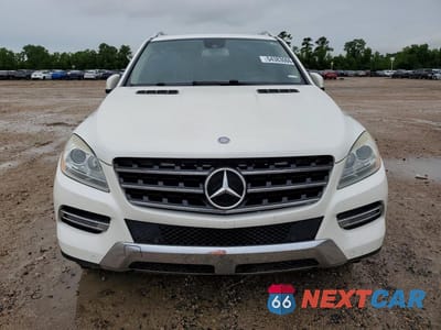 Piąte zdjęcie samochodu w środku: 2013 MERCEDES-BENZ ML 350 VIN:4JGDA5JB9DA204142 - miniatura