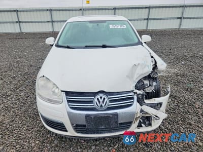 Piąte zdjęcie samochodu w środku: 2010 VOLKSWAGEN JETTA SE VIN:3VWRZ7AJ5AM049607 - miniatura