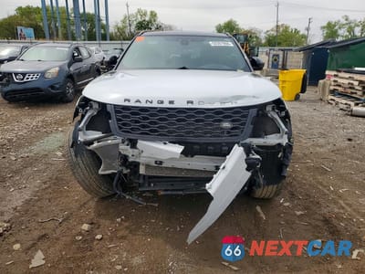 Piąte zdjęcie samochodu w środku: 2020 LAND ROVER RANGE ROVER VELAR R-DYNAMIC S VIN:SALYK2EX0LA294263 - miniatura