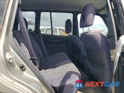 Zdjęcie 11 z 13 samochodu: 2000 TOYOTA RAV4 BASE VIN:JT3GP10V7Y7067004 - miniatura