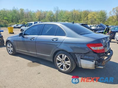 Drugie zdjęcie samochodu z przodu: 2011 MERCEDES-BENZ C 300 4MATIC VIN:WDDGF8BB6BR174511 - miniatura