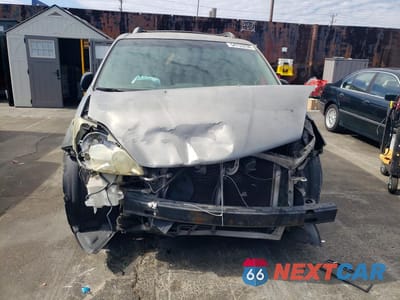 Piąte zdjęcie samochodu w środku: 2005 TOYOTA SIENNA LE 8 PASSENGER VIN:5TDZA23CX5S229330 - miniatura