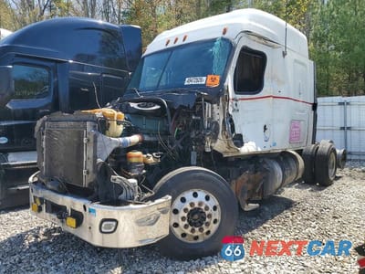 Drugie zdjęcie samochodu z przodu: 2012 FREIGHTLINER CASCADIA SEMI TRUCK VIN:1FUJGLDR4CSBT0765 - miniatura