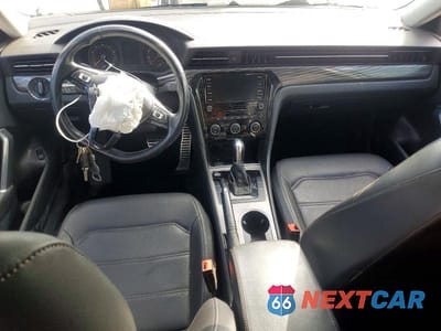 Zdjęcie 8 z 12 samochodu: 2020 VOLKSWAGEN PASSAT R-LINE VIN:1VWMA7A3XLC018828 - miniatura