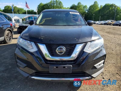 Piąte zdjęcie samochodu w środku: 2020 NISSAN ROGUE S VIN:5N1AT2MV0LC785888 - miniatura