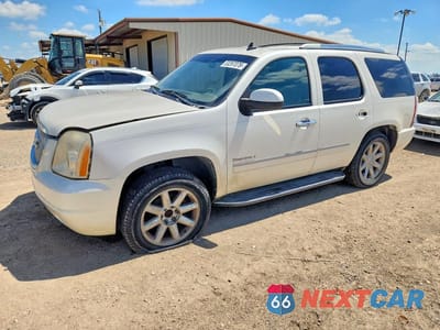 2010 GMC YUKON DENALI 1GKUCEEF2AR230790 - główne zdjęcie licytacji z USA - miniatura
