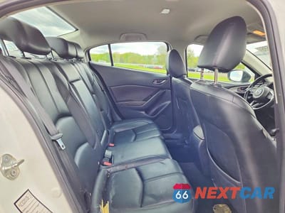 Zdjęcie 10 z 12 samochodu: 2018 MAZDA 3 TOURING VIN:3MZBN1V38JM203250 - miniatura