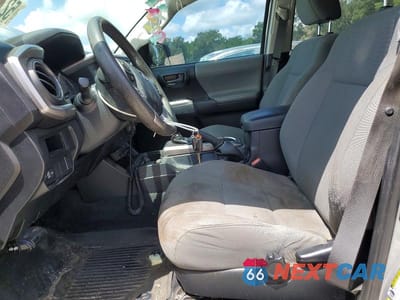 Zdjęcie 7 z 13 samochodu: 2017 TOYOTA TACOMA SR5 V6 VIN:3TMAZ5CN2HM030818 - miniatura
