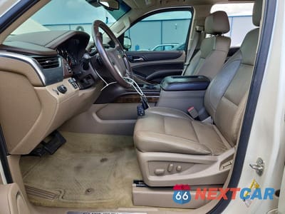 Zdjęcie 7 z 13 samochodu: 2015 CHEVROLET SUBURBAN C1500 LT VIN:1GNSCJKCXFR726988 - miniatura